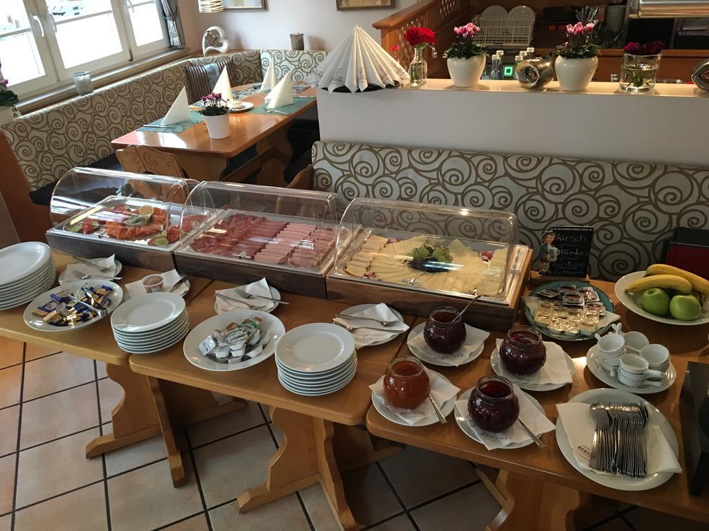 Hotel Rebstoeckle ハーグナウ エクステリア 写真